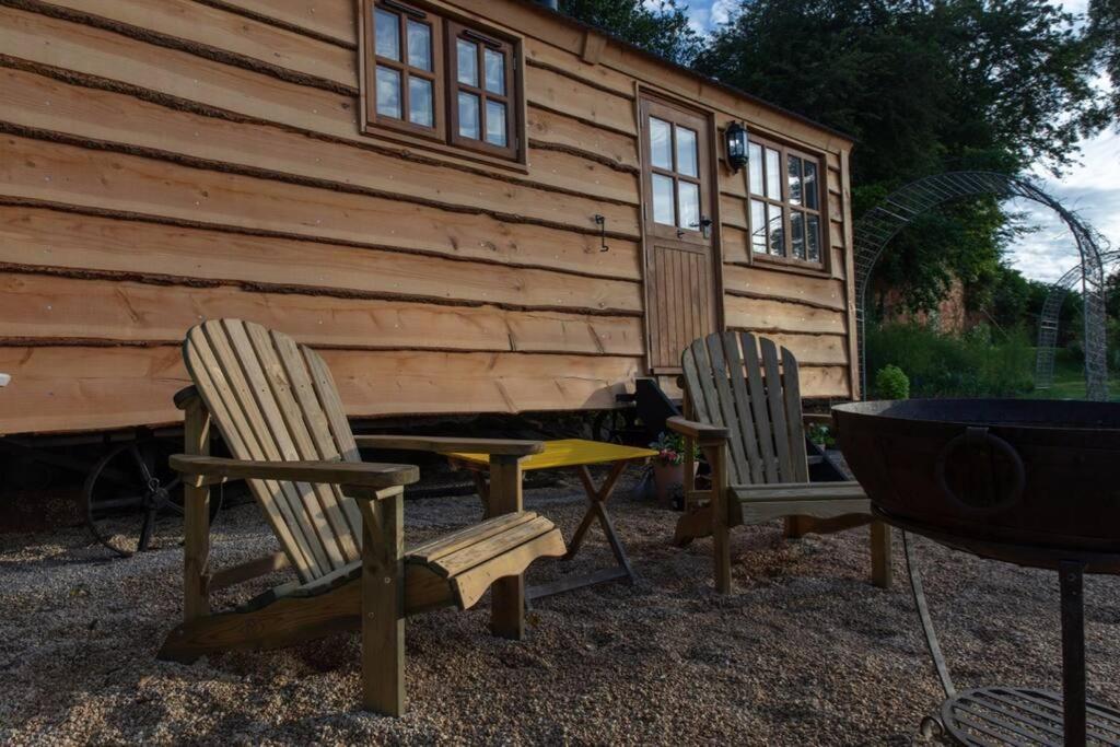 Luxury, Rural Shepherds Hut With Hot Tub Nr Bath Bristol Dış mekan fotoğraf