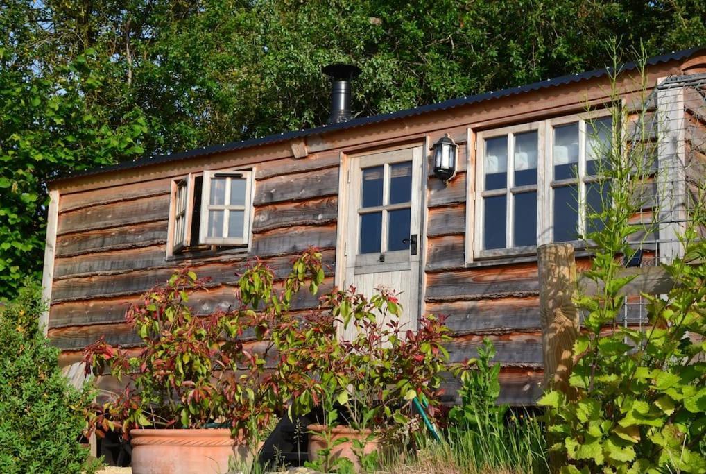 Luxury, Rural Shepherds Hut With Hot Tub Nr Bath Bristol Dış mekan fotoğraf