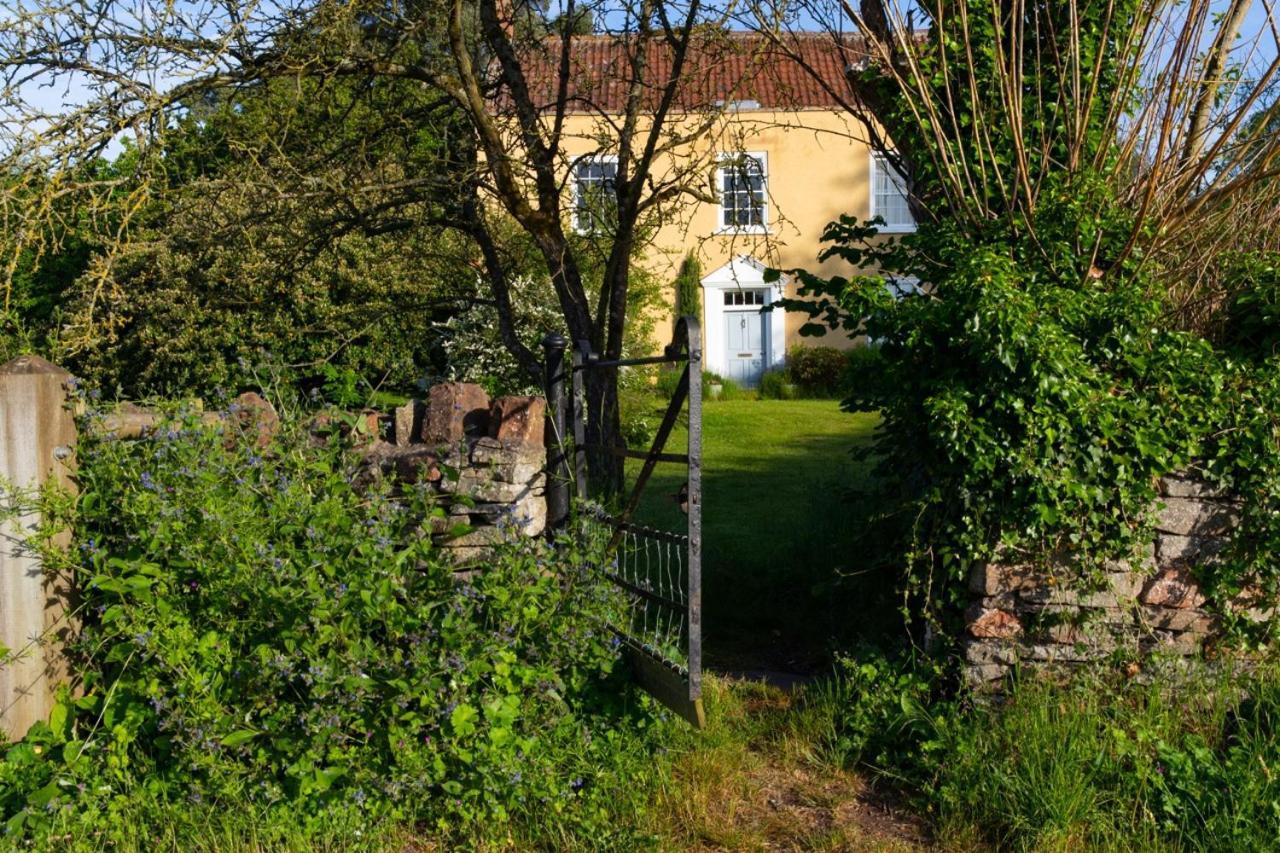 Luxury, Rural Shepherds Hut With Hot Tub Nr Bath Bristol Dış mekan fotoğraf